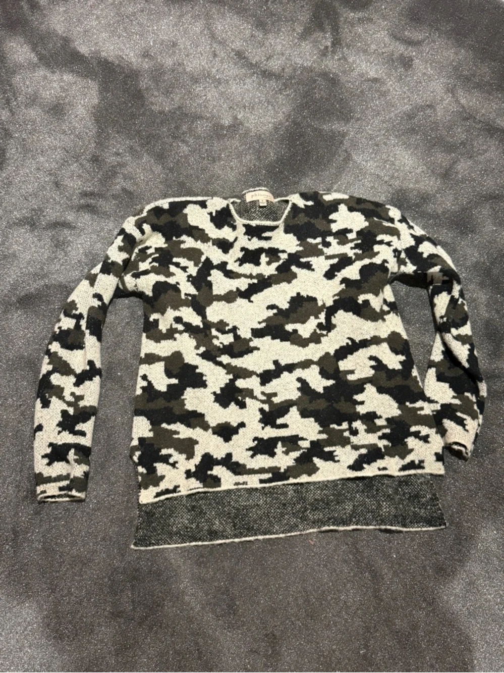 Philosophy, camo soft, plush sweater
